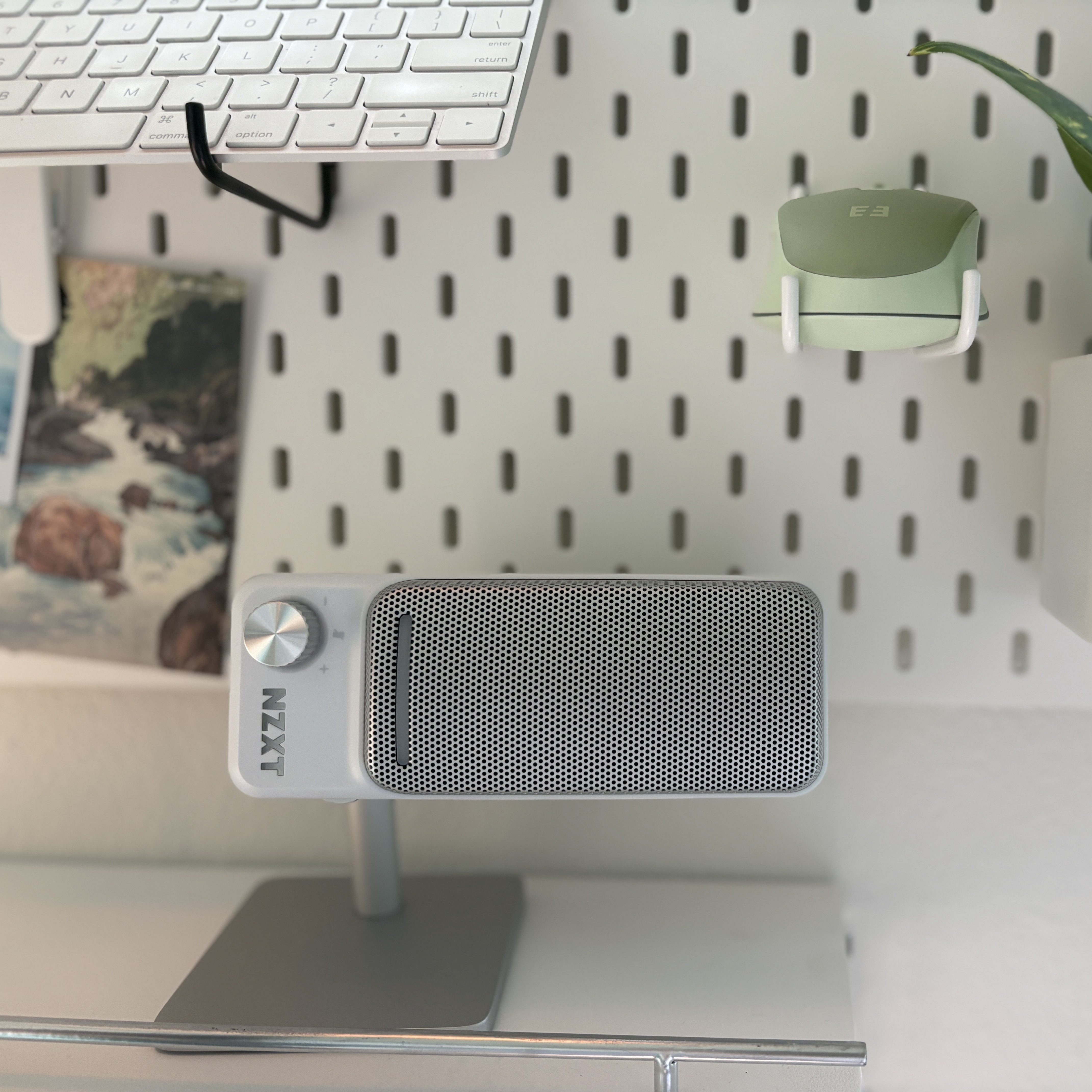 nzxt microphone